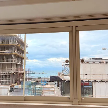 Levelup 아파트 스플리트